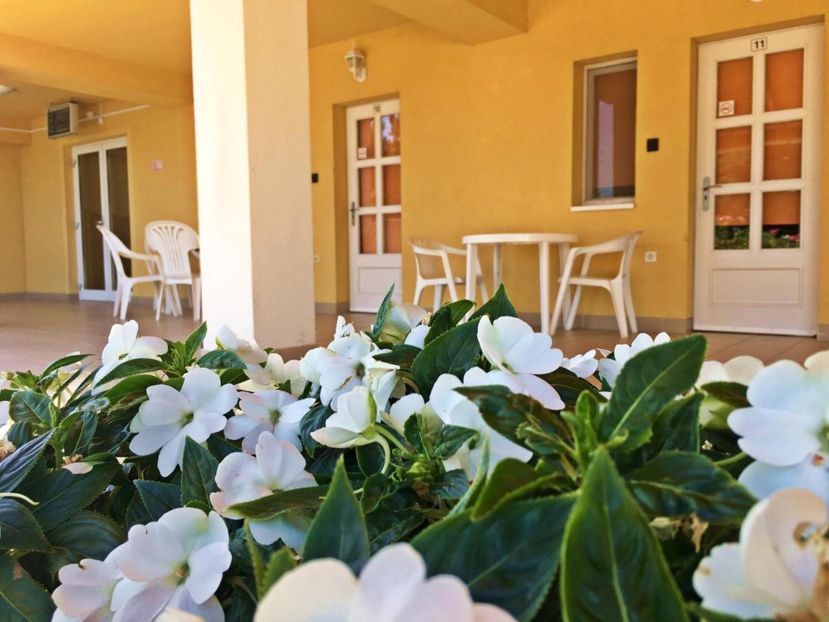 Hotel Magnolia บาลาตอนส์เซแปซด์ ภายนอก รูปภาพ