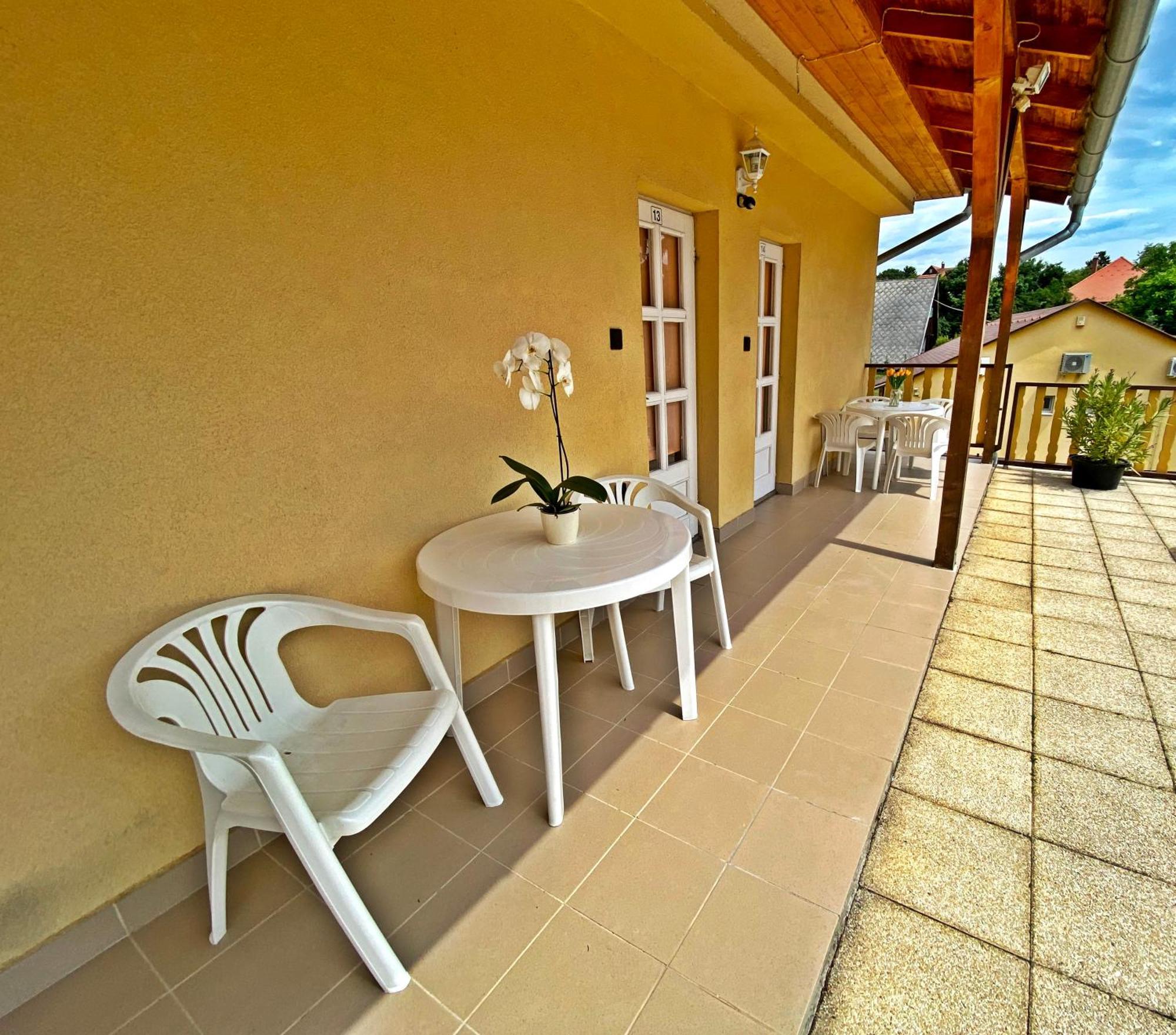 Hotel Magnolia บาลาตอนส์เซแปซด์ ห้อง รูปภาพ