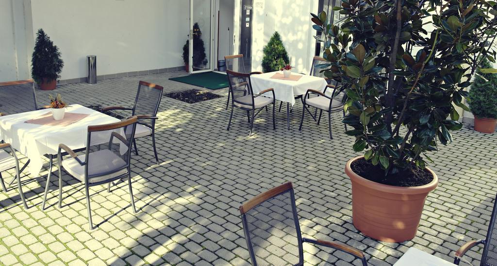 Hotel Magnolia บาลาตอนส์เซแปซด์ ภายนอก รูปภาพ